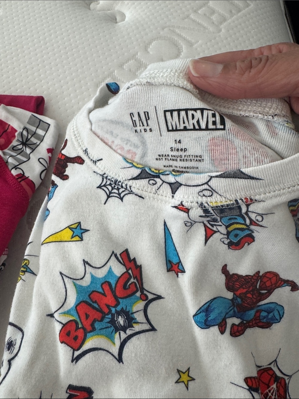 Set of 4 GAP and Munki long sleeve long pant pajama sets - Picture 6 of 7